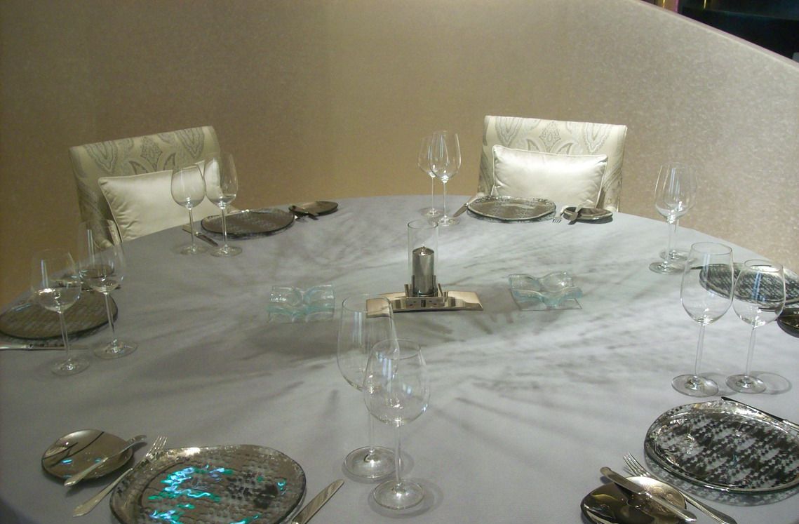 dining table decoration accessories Fleur restaurant Mandalay Bay interior