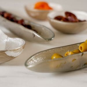 Modern appetizer plates and glass appetizer plates for restaurants by MyGlassStudio.