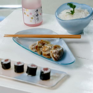 Oval restaurant plates and oblong restaurant plates by MyGlassStudio