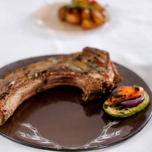Restaurant steak plates