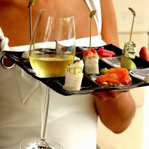 Elegant wine holder plates and cocktail plates by MyGlassStudio perfect for parties and events.
