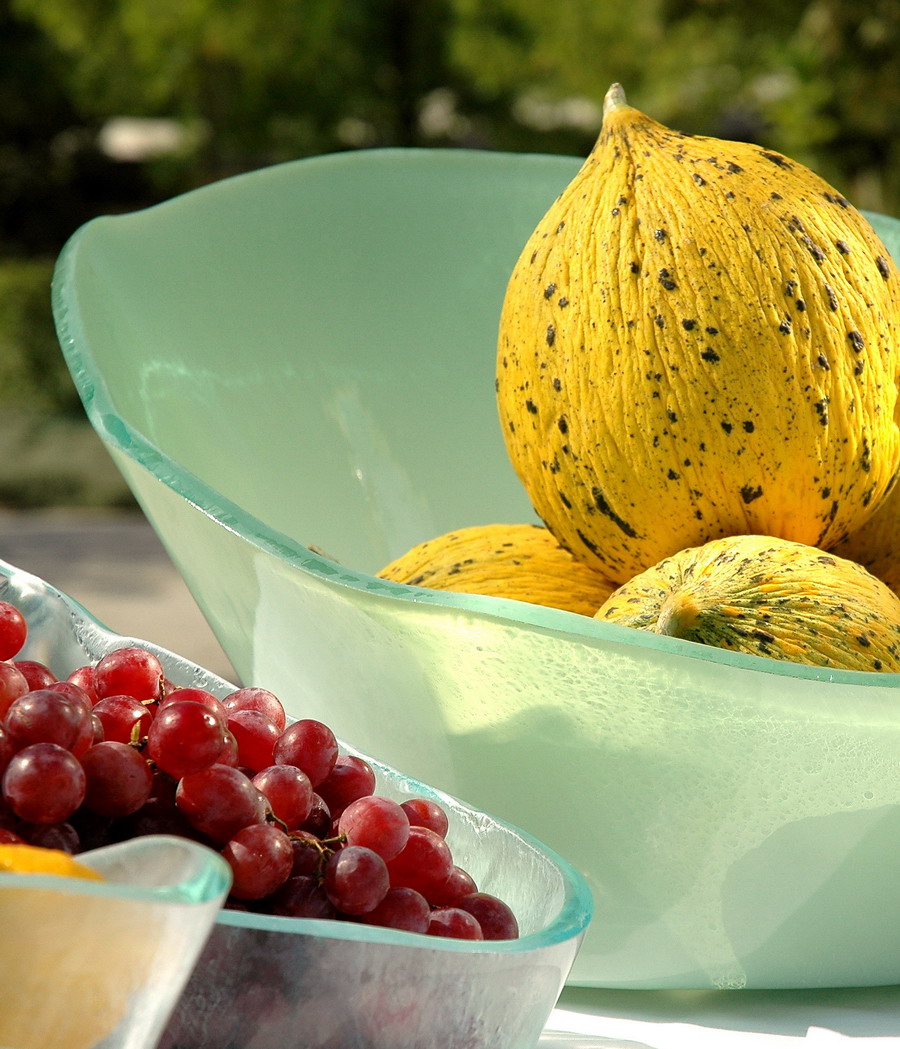 durable designer glass oversized serving bowl buffet hotel operations MyGlassStudio
