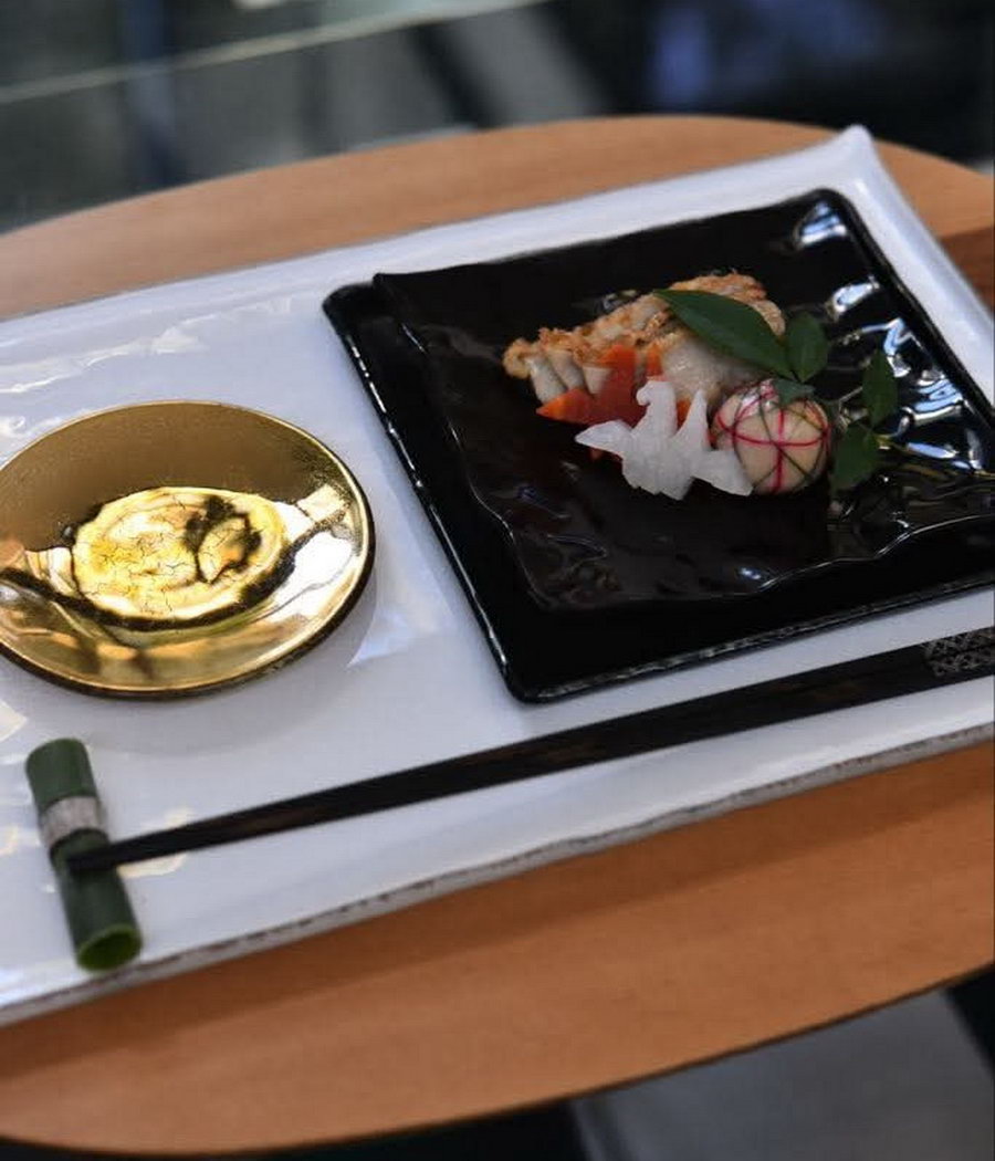 Japanese serving tray glass modern stylish restaurant MyGlassStudio